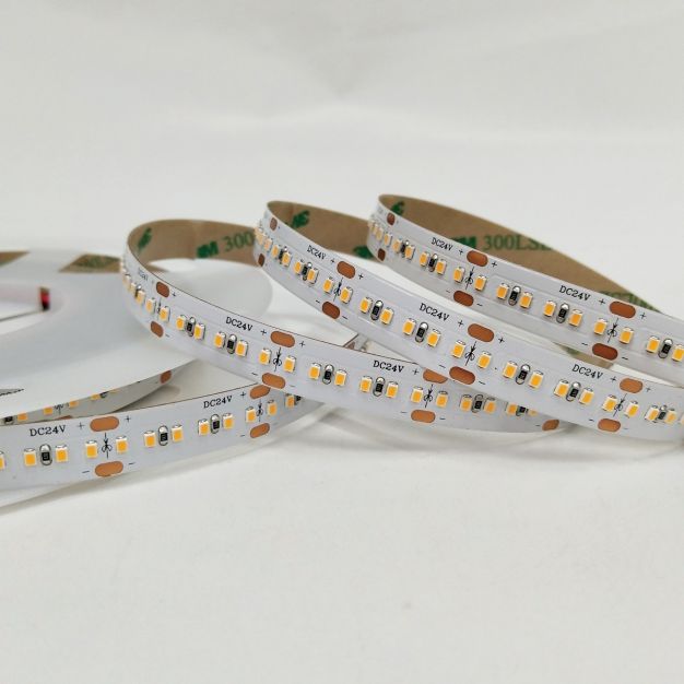 VK Lighting LED strip - 1cm breed, 500cm lengte - 24Vdc - dimbaar - 24W LED per meter - 240 LEDs per meter - IP20 - 4000K